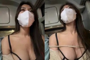 Nứng quá thủ dâm trên xe bus